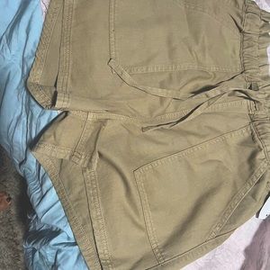 shorts brown